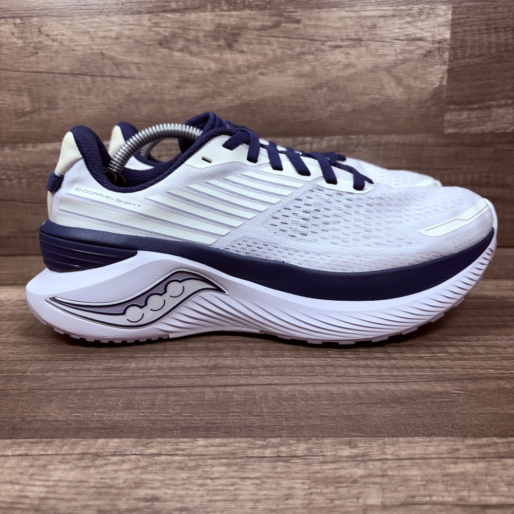 Saucony Endorphin Shift 3 White Blue Womens US Size 8 EUR 39 61510 Running Shoes